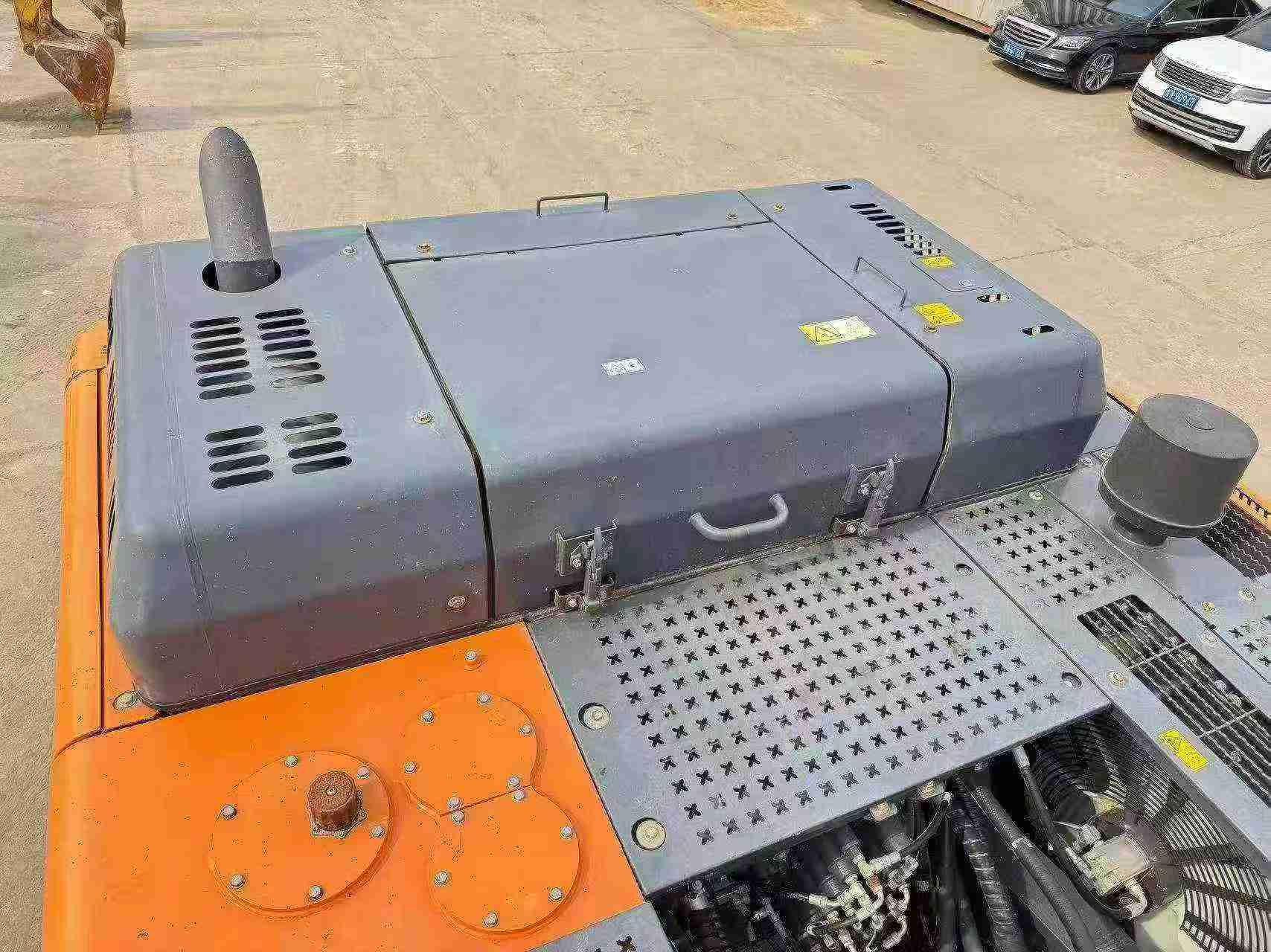 Compre Excavadora Doosan DX380 Usada / 8