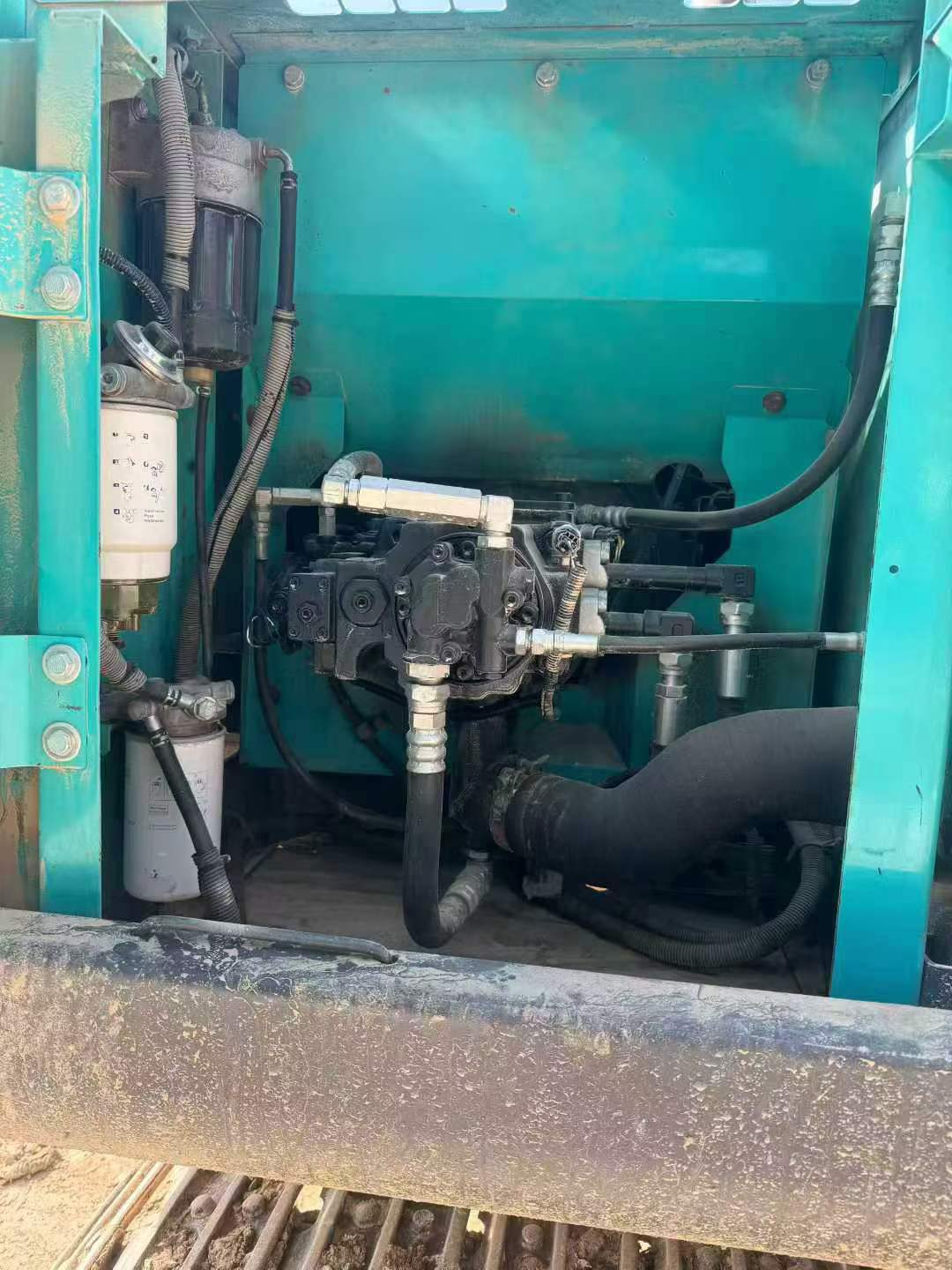 Купить Подержанный Экскаватор Kobelco SK130 / 3