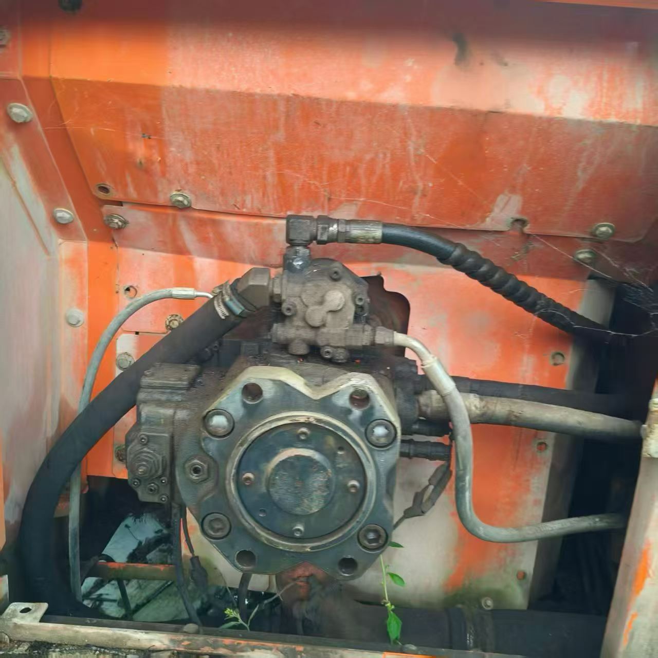 Compre Escavadeira Doosan DX260LC Usada / 5