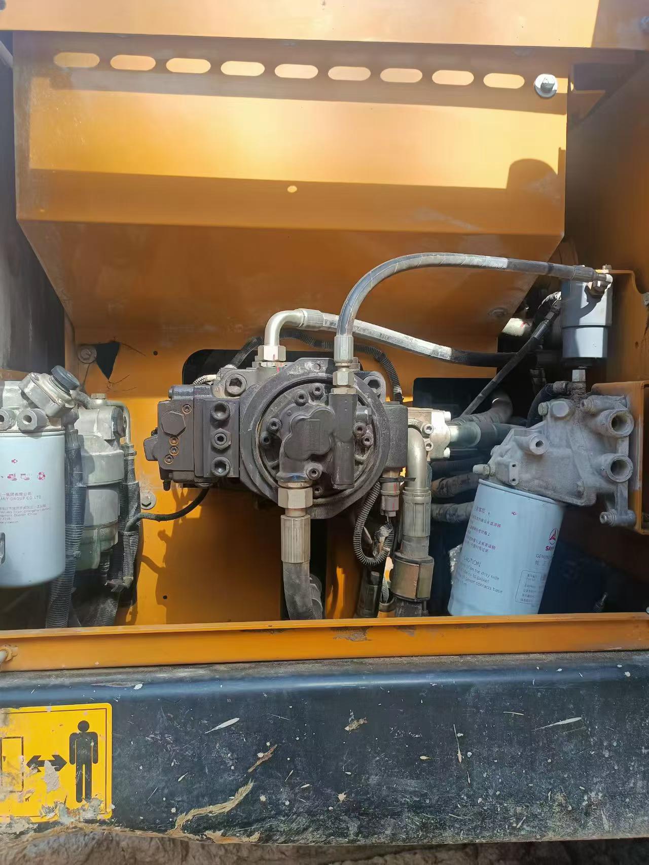 Buy Sany SY215C Used Excavator / 4 Buy Sany SY215C Used Excavator / 4