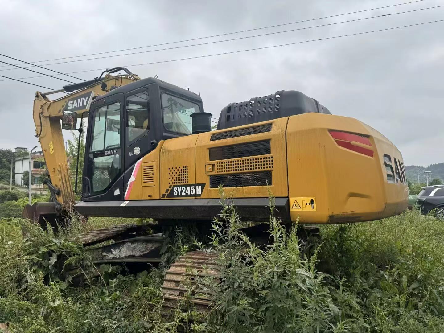 Buy Sany SY245H Used Excavator / 2