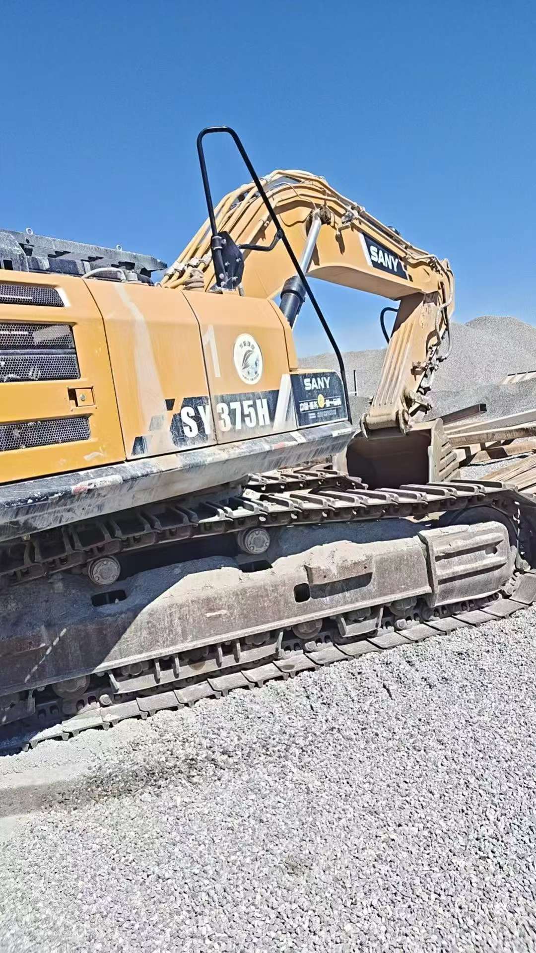 Buy Sany SY375H Used Excavator / 2 Buy Sany SY375H Used Excavator / 2