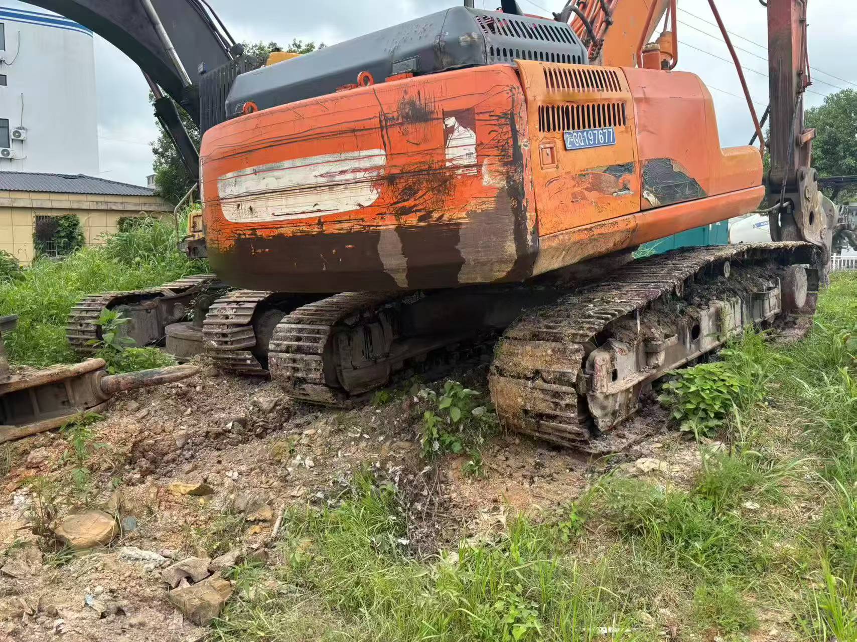 Купить Подержанный Экскаватор Doosan DH215-9E / 2 Купить Подержанный Экскаватор Doosan DH215-9E / 2