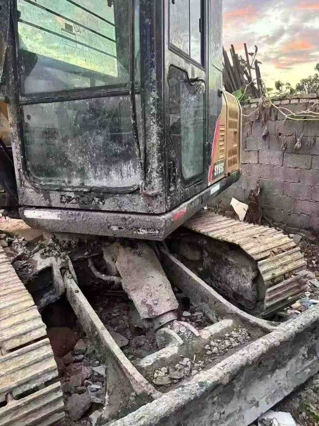 Compre Excavadora Sany SY95C Usada / 7 Compre Excavadora Sany SY95C Usada / 7