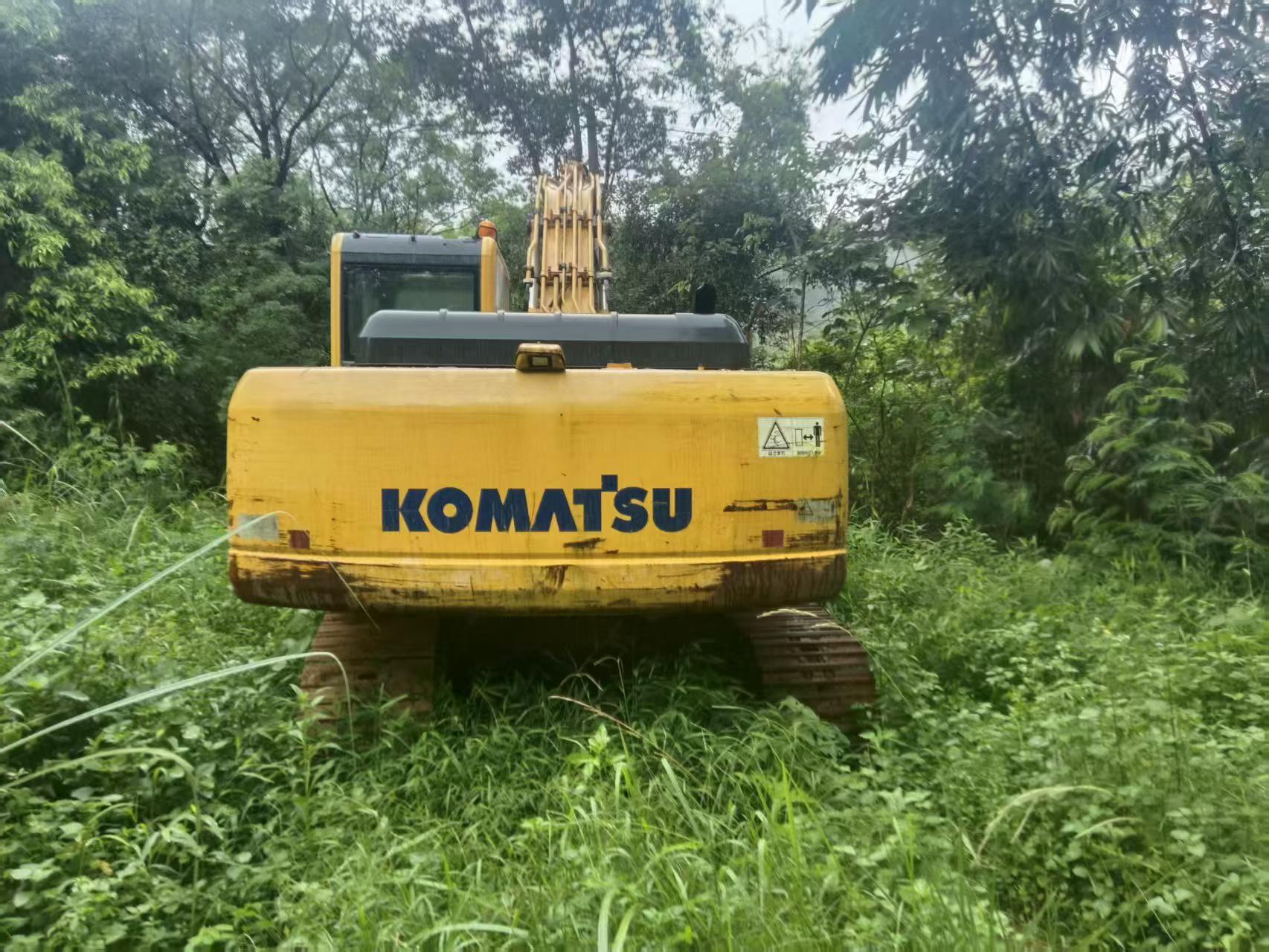 Comprar Komatsu PC200-8 Usado Escavadeira