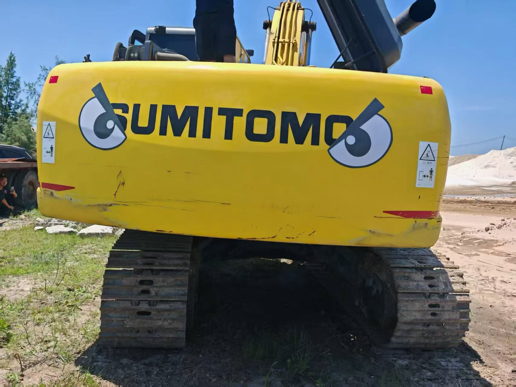 Buy Sumitomo SH210-5 Used Excavator / 3