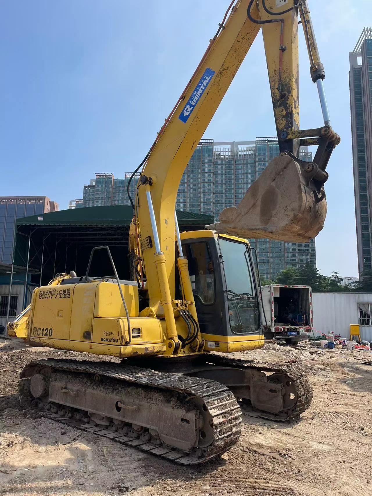 Compre Excavadora Komatsu PC120-6E Usada / 3 Compre Excavadora Komatsu PC120-6E Usada / 3