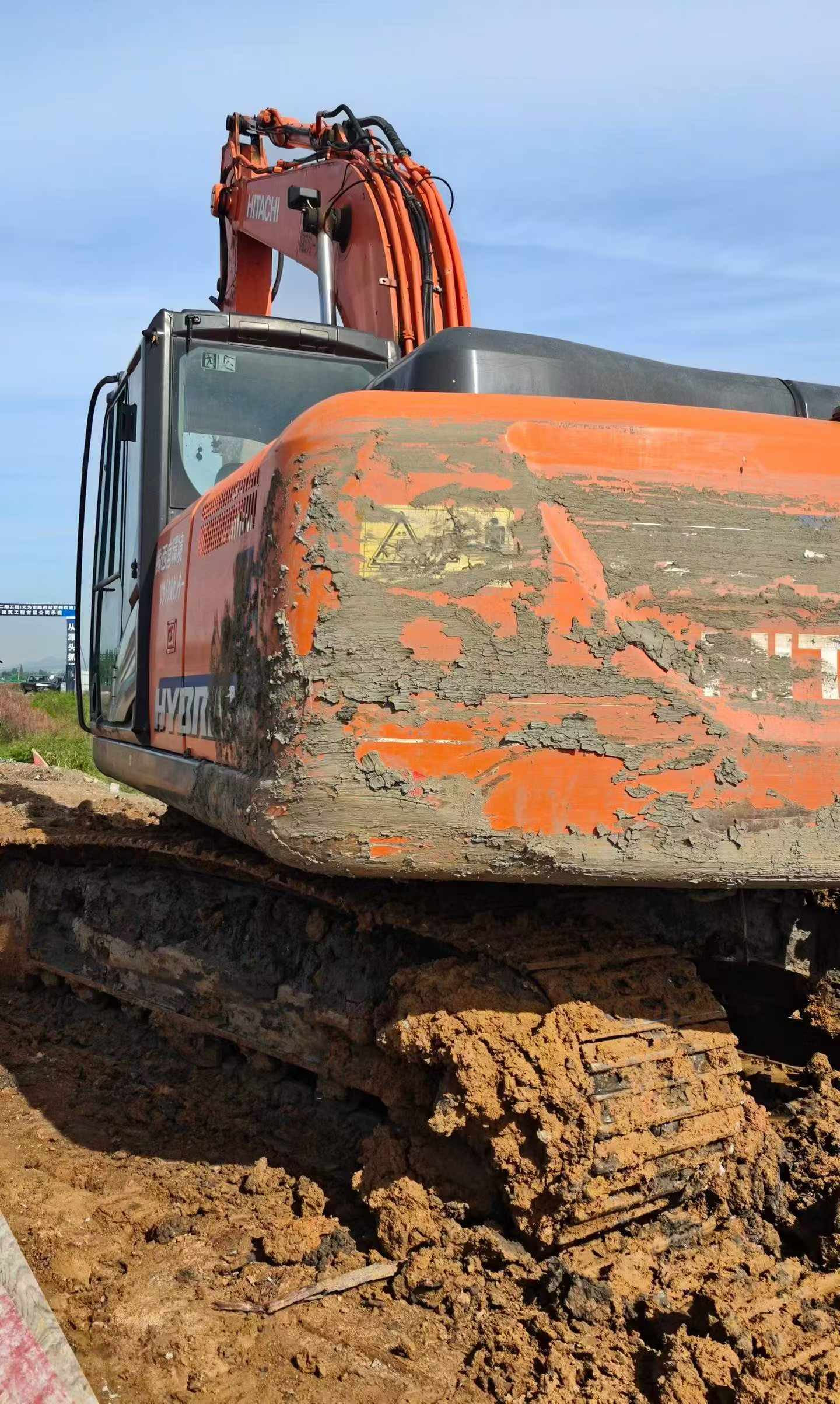Buy Hitachi ZH200-5B Used Excavator