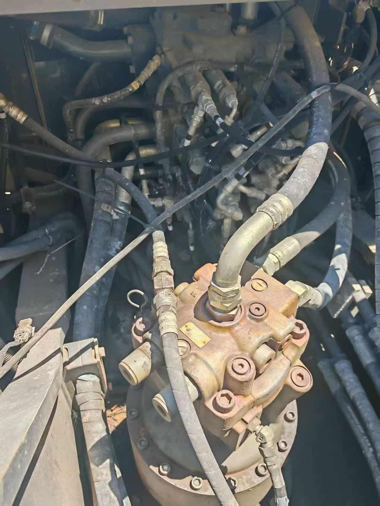 Buy Sumitomo SH210-5 Used Excavator / 6