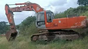 Купить Hitachi EX350H-5 Подержанный Экскаватор Купить Hitachi EX350H-5 Подержанный Экскаватор