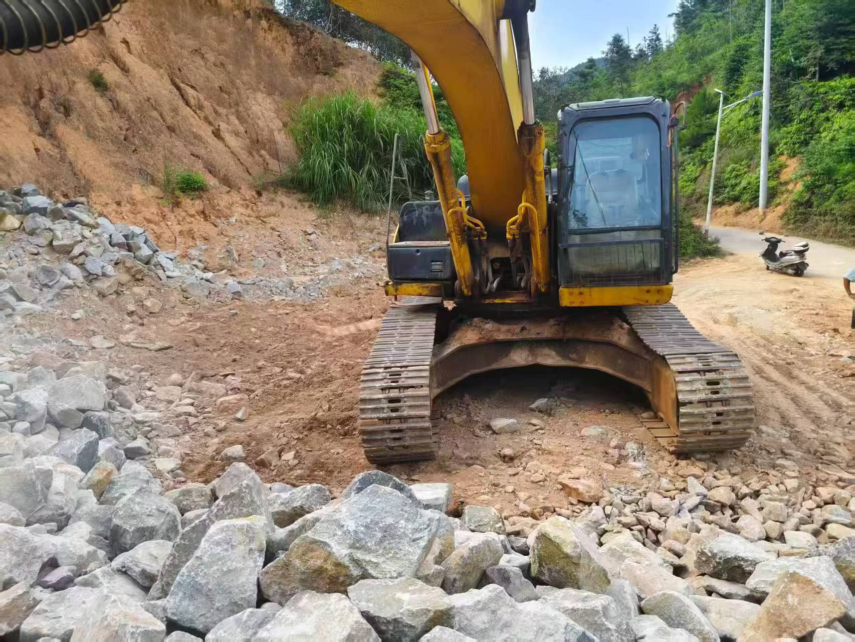 Compre Excavadora Sumitomo SH360-5 Usada / 2 Compre Excavadora Sumitomo SH360-5 Usada / 2