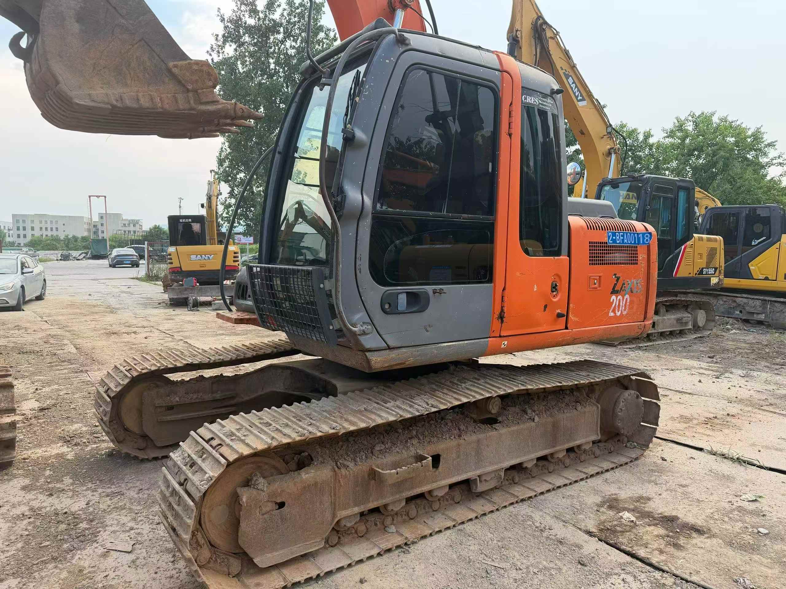 Buy Hitachi EX120-6 Used Excavator