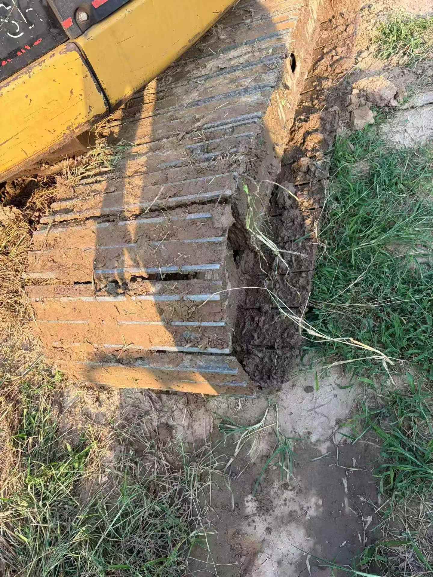 Compre Escavadeira Caterpillar 308C Usada / 8 Compre Escavadeira Caterpillar 308C Usada / 8