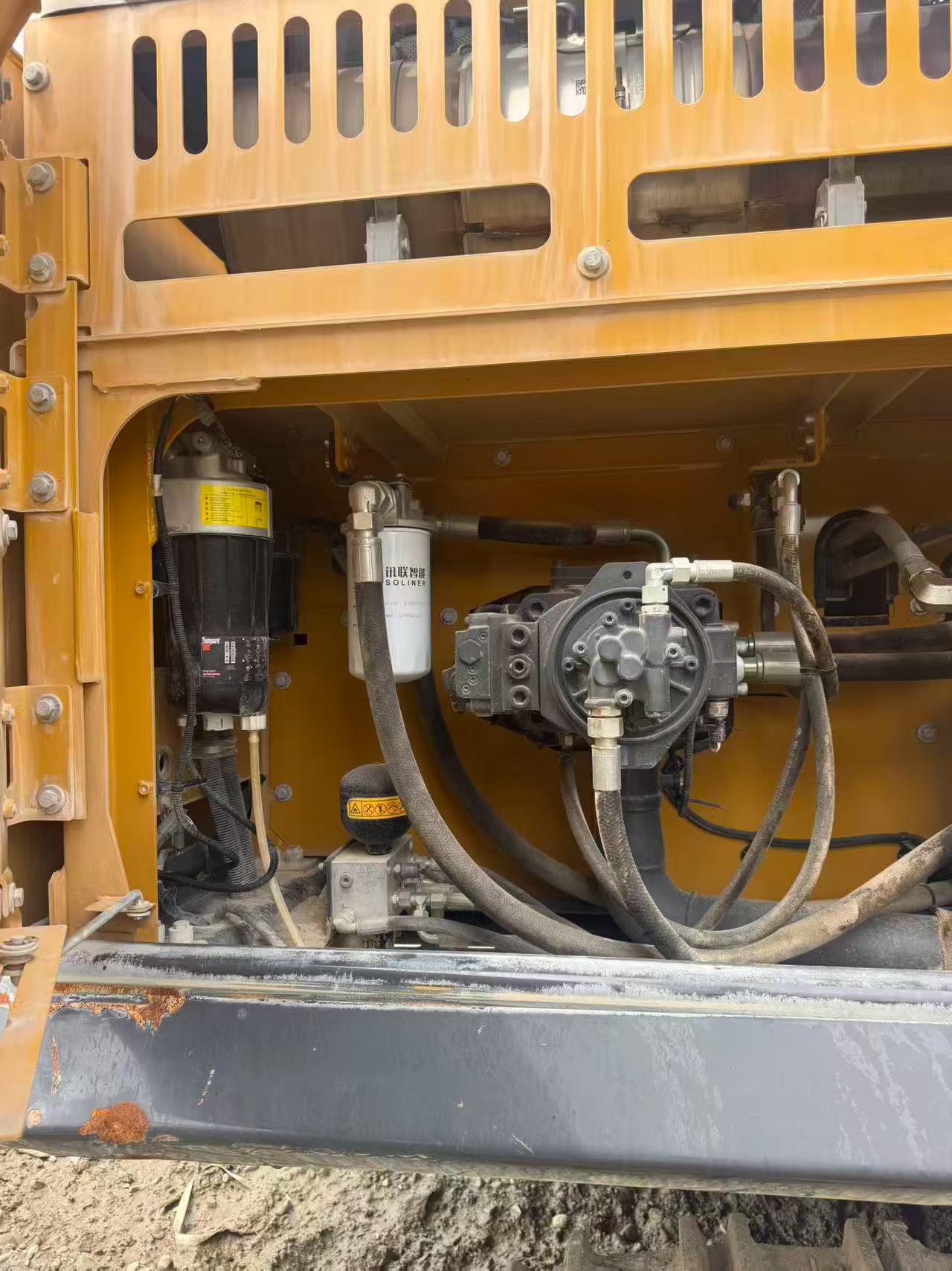 Compre Excavadora XCMG XE380K Usada / 3 Compre Excavadora XCMG XE380K Usada / 3
