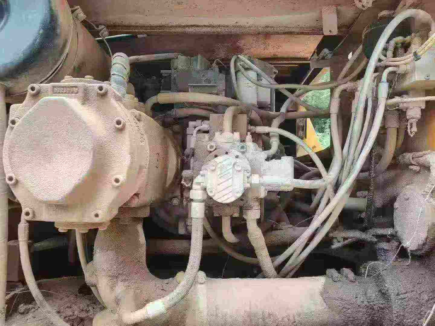 Compre Excavadora Liebherr R944B Usada / 3 Compre Excavadora Liebherr R944B Usada / 3