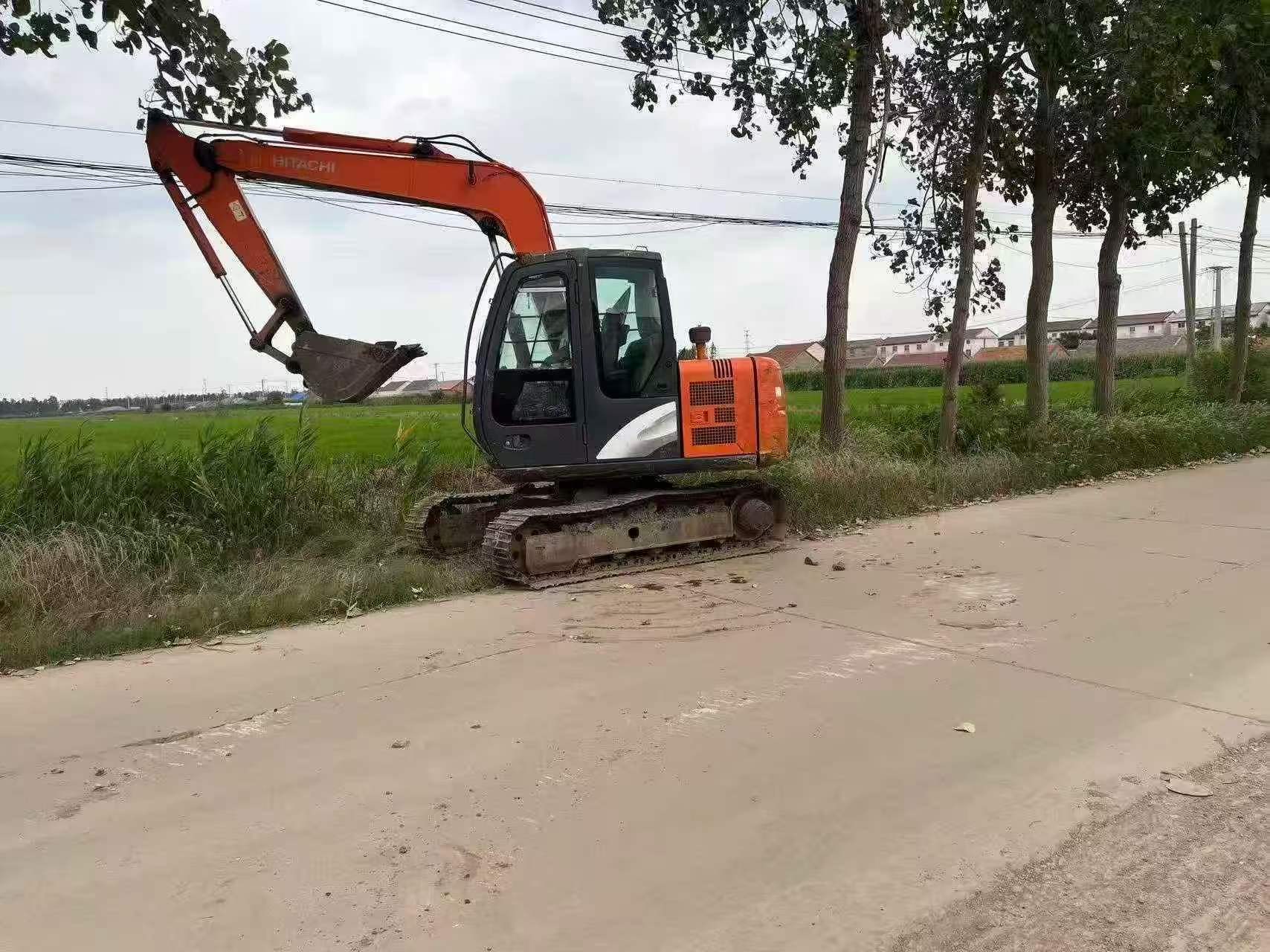 Buy Hitachi ZX70-3 Used Excavator