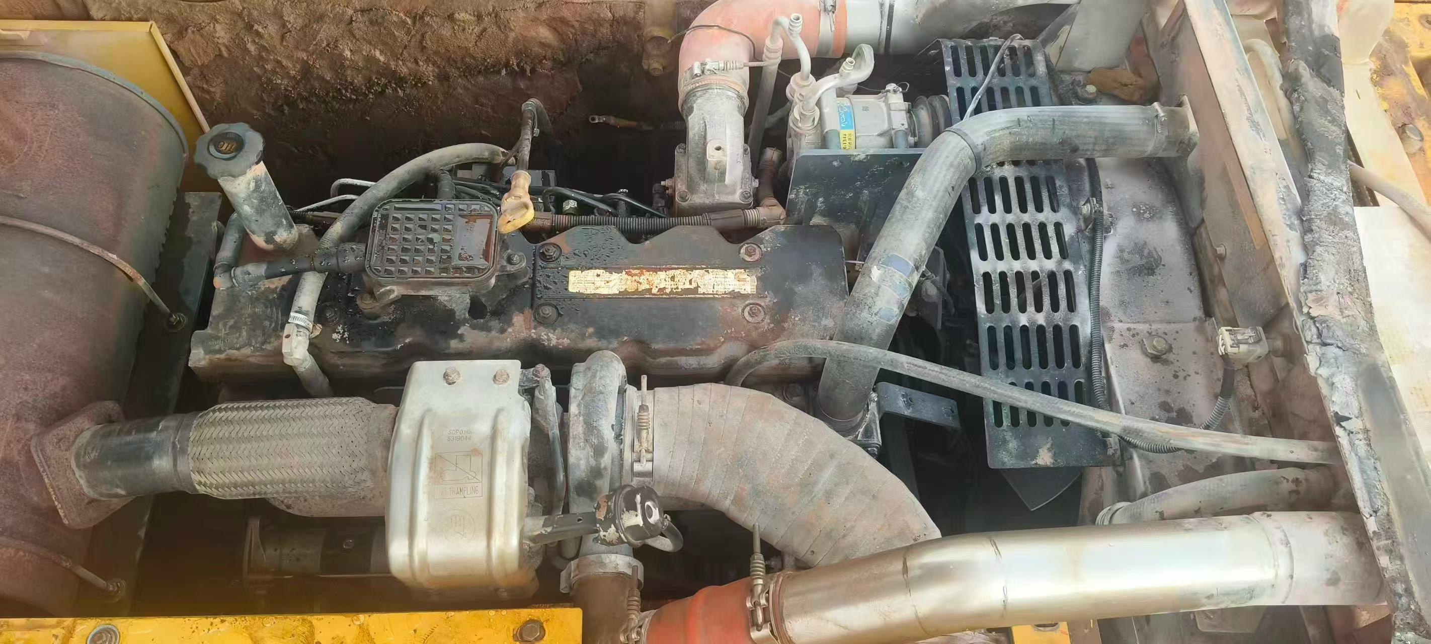 شراء حفارة XCMG XE270DK مستعملة / 3