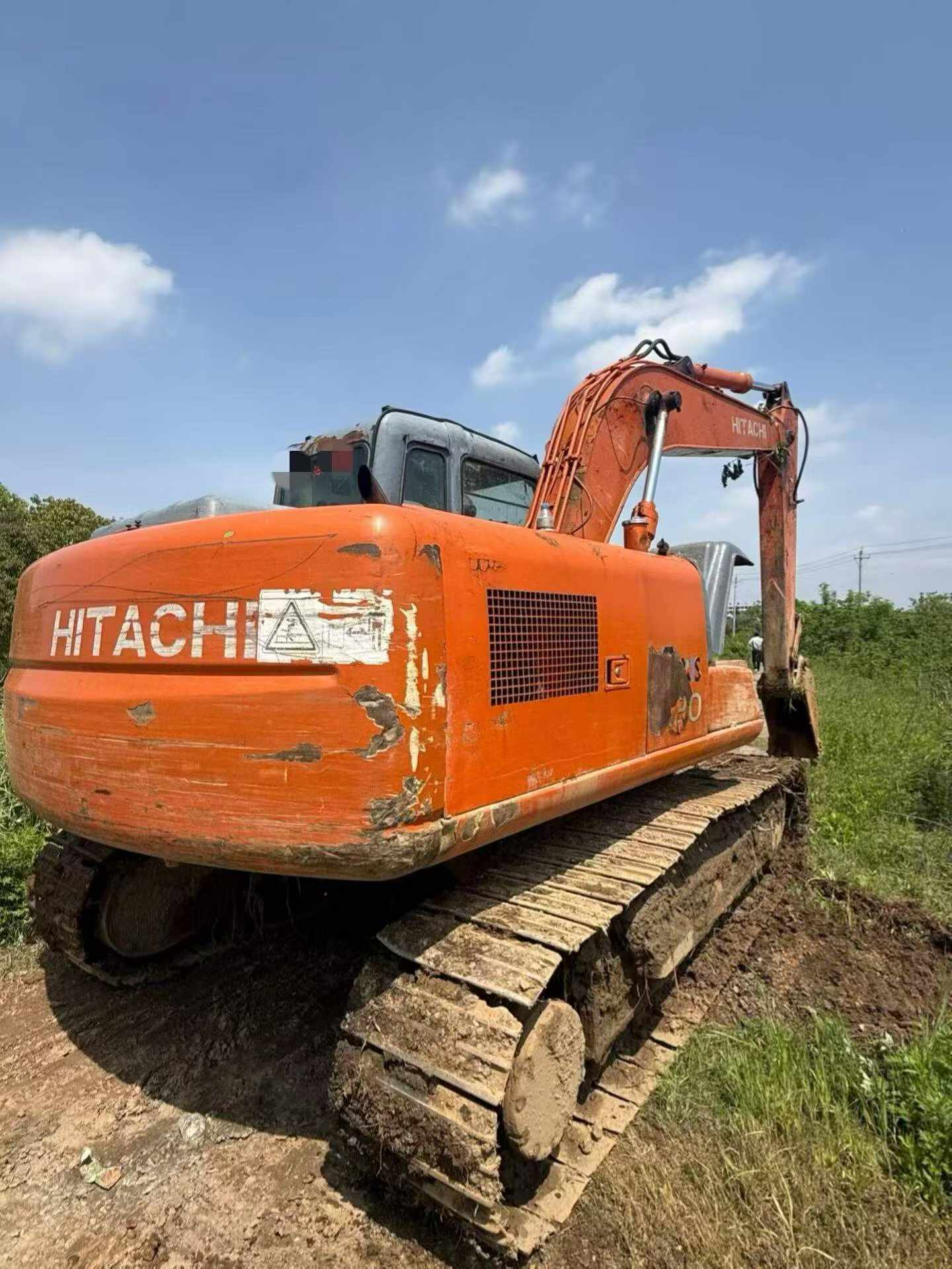 Buy Hitachi EX120-6 Used Excavator