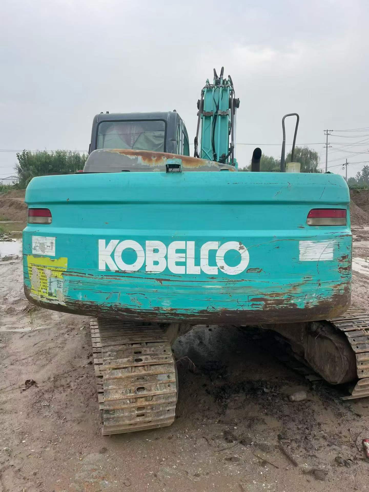 Compre Excavadora Kobelco SK140 Usada / 2
