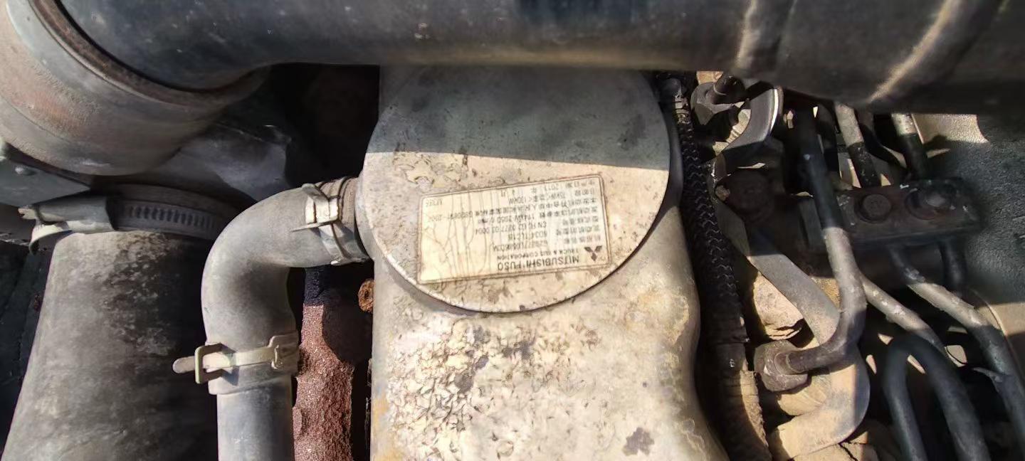 Buy Sany SY215C-8 Used Excavator / 4 Buy Sany SY215C-8 Used Excavator / 4