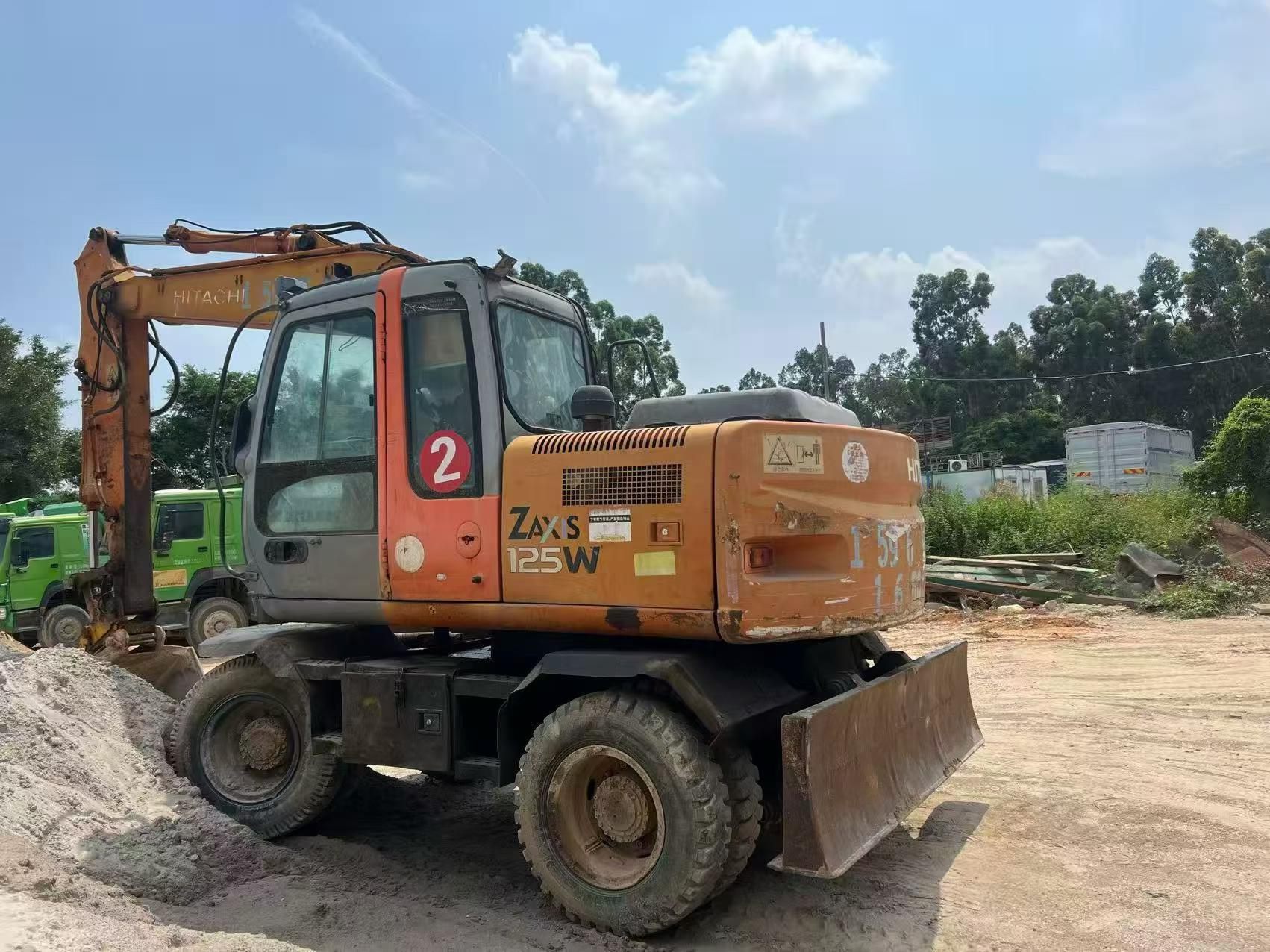 Buy Hitachi EX125WD-5 Used Excavator