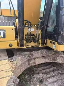Buy Caterpillar CT18 Used Excavator / 5 Buy Caterpillar CT18 Used Excavator / 5