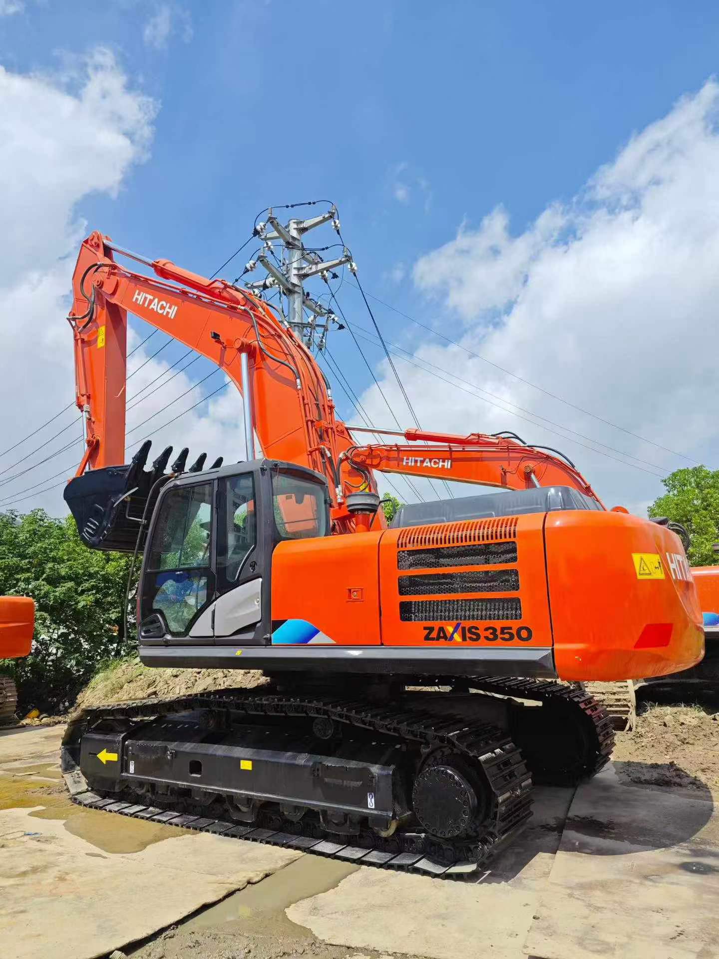 Купить Подержанный Экскаватор Hitachi ZX350-5G / 8