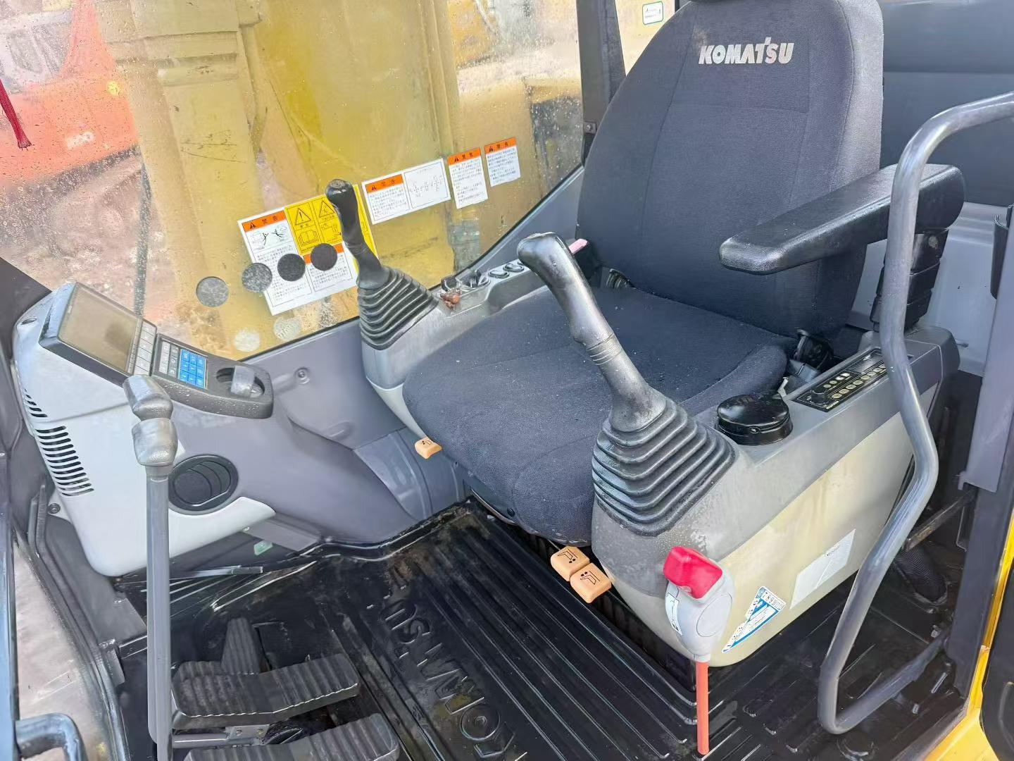 Buy Komatsu PC130-8 Used Excavator / 8 Buy Komatsu PC130-8 Used Excavator / 8