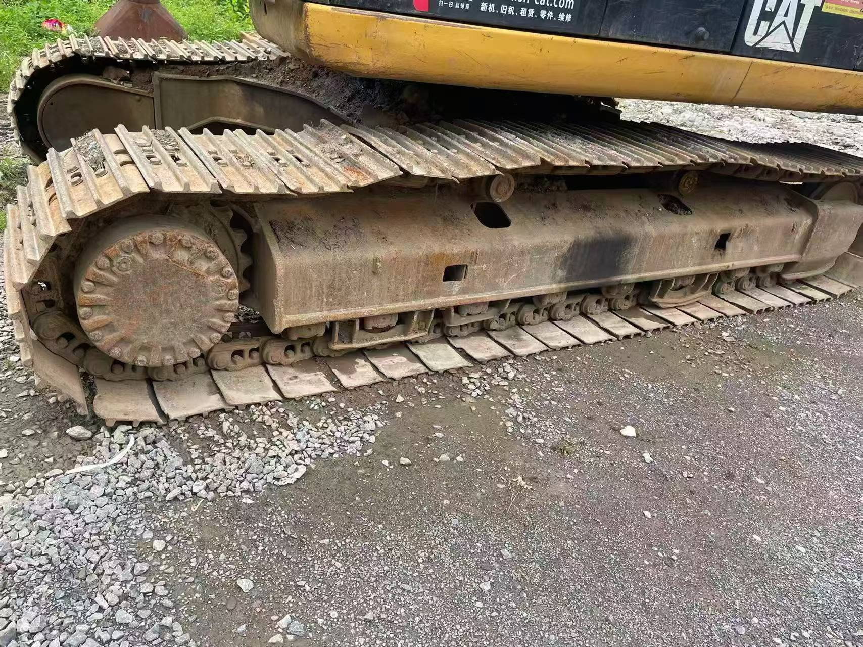 Comprar Caterpillar 323DL Usado Excavadora