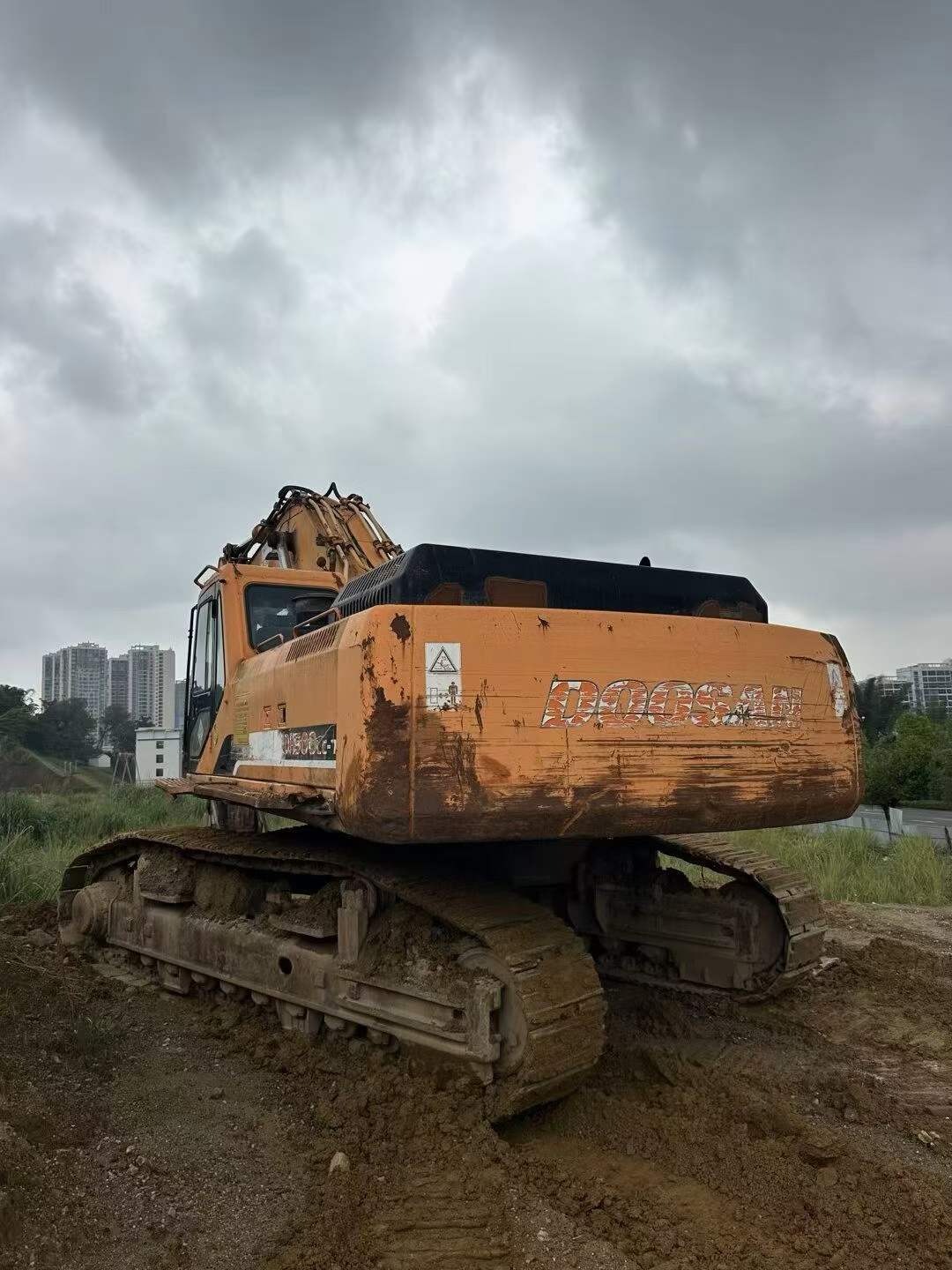Купить Подержанный Экскаватор Doosan DX500-SS / 2 Купить Подержанный Экскаватор Doosan DX500-SS / 2