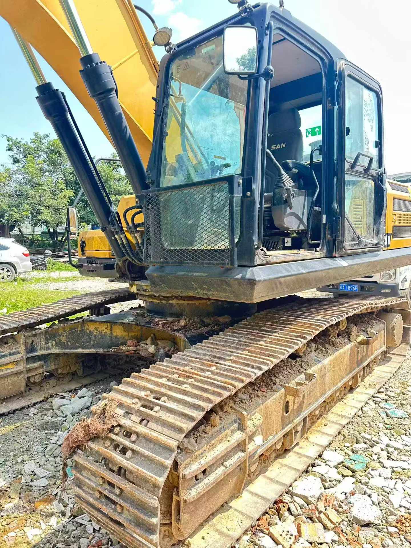 Buy Sany SY245H Used Excavator / 3