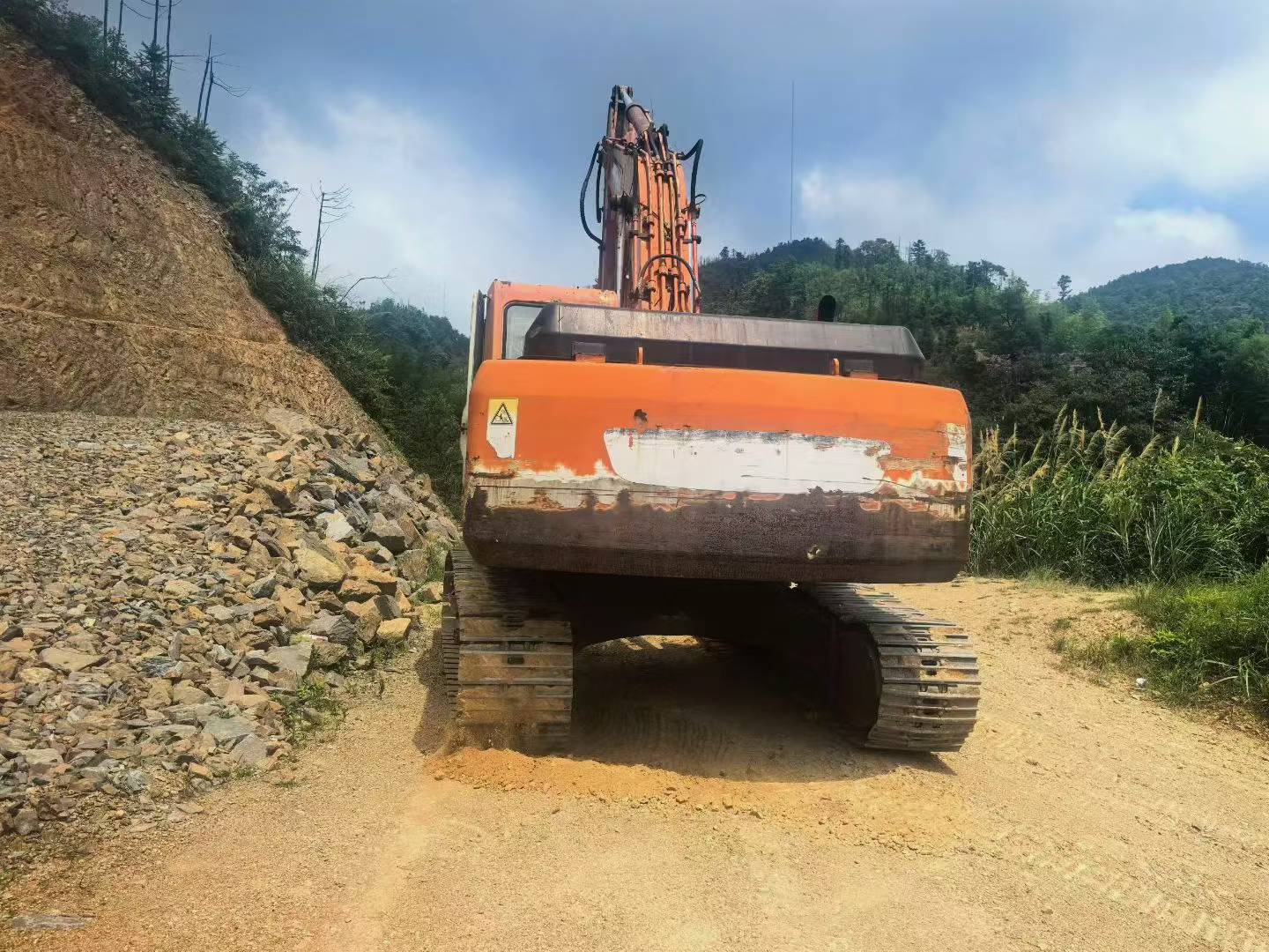 Compre Excavadora Doosan DH225-9 Usada / 3 Compre Excavadora Doosan DH225-9 Usada / 3