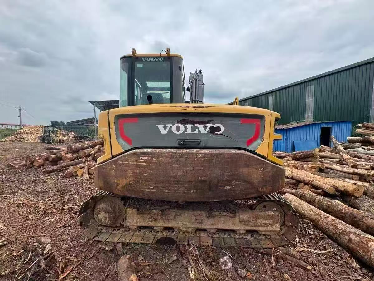Купить Подержанный Экскаватор Volvo EC80D / 5