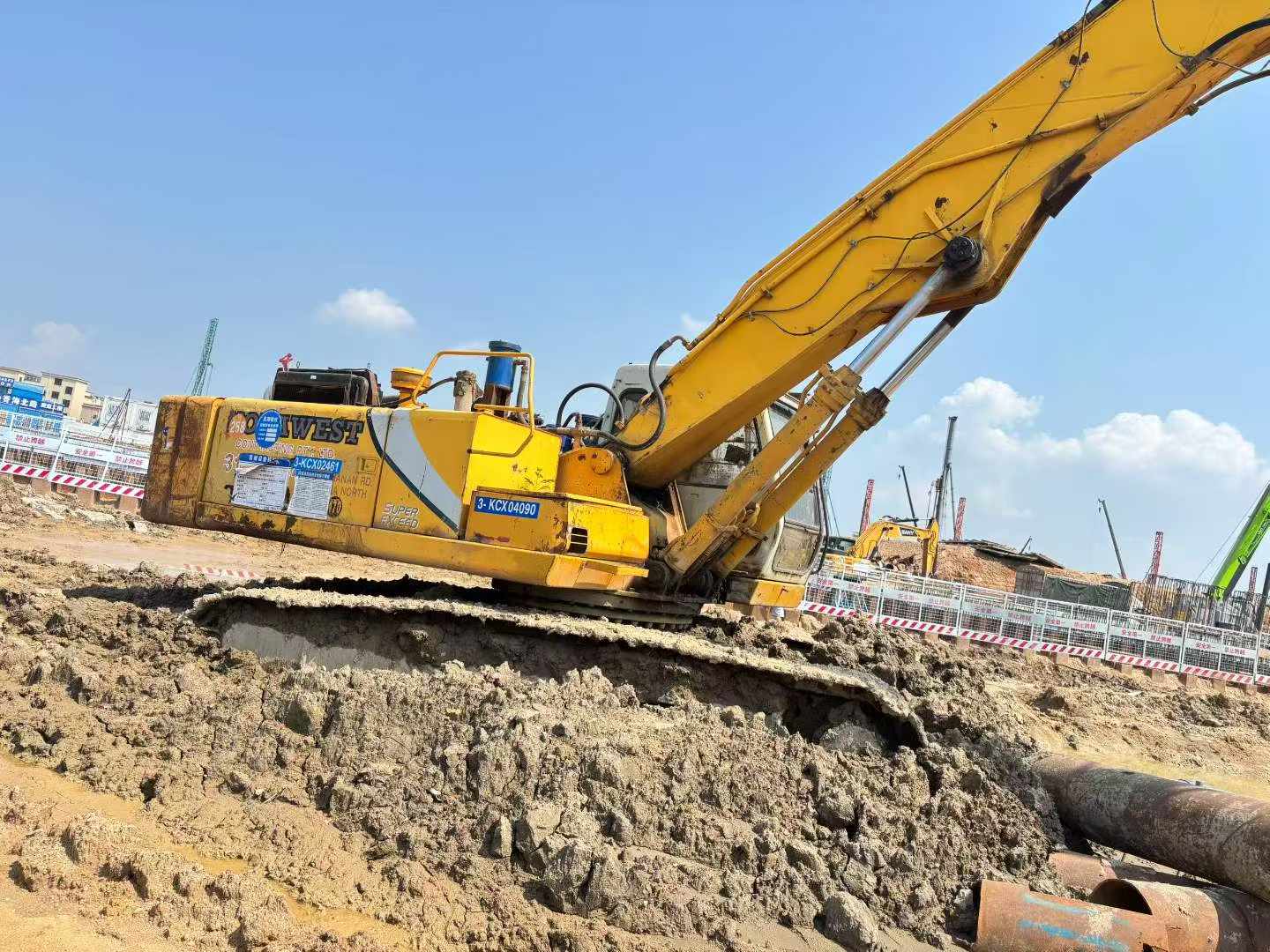 Buy Kato HD1430 Used Excavator