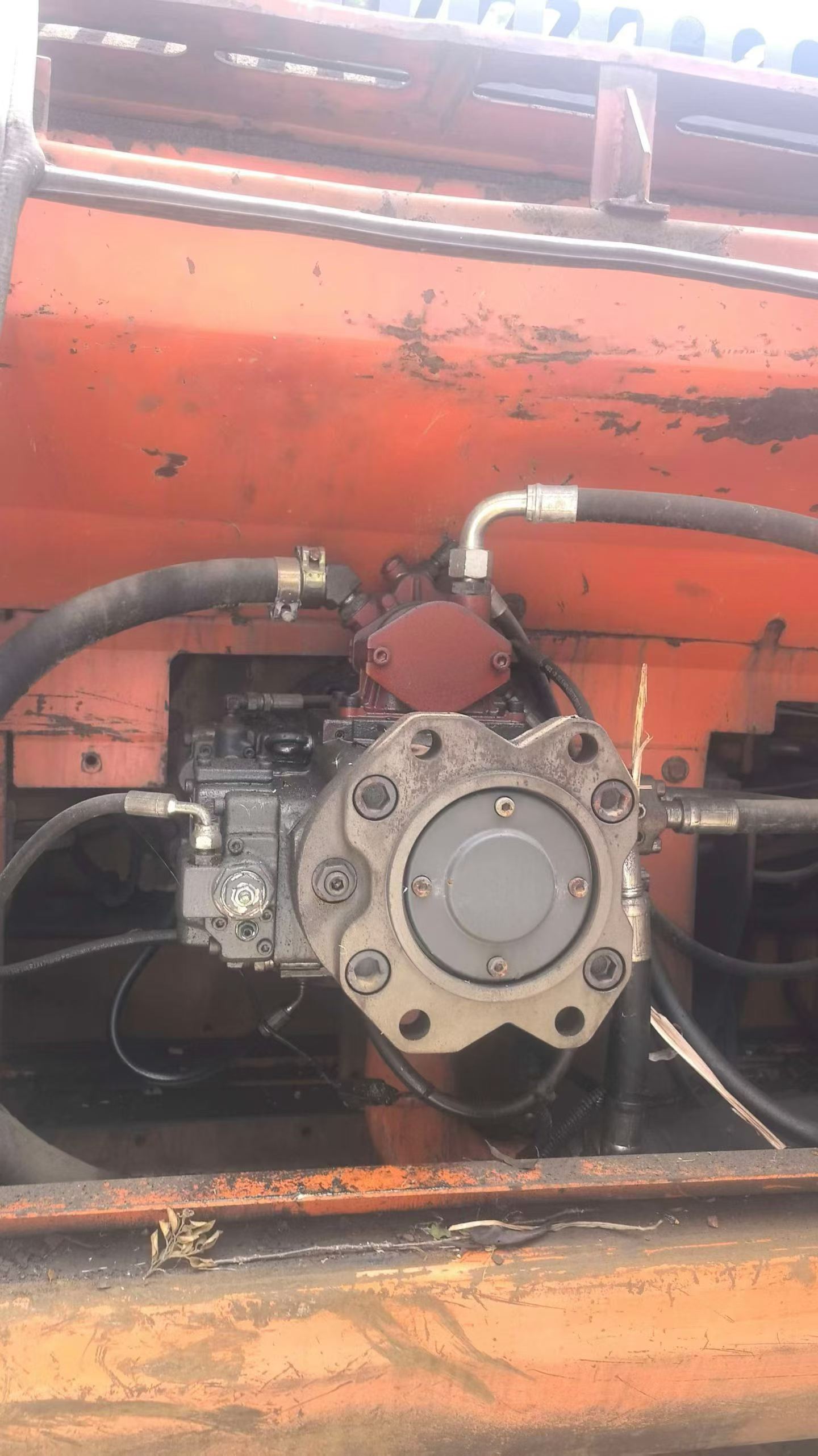 Compre Excavadora Doosan DH225-9 Usada / 8 Compre Excavadora Doosan DH225-9 Usada / 8