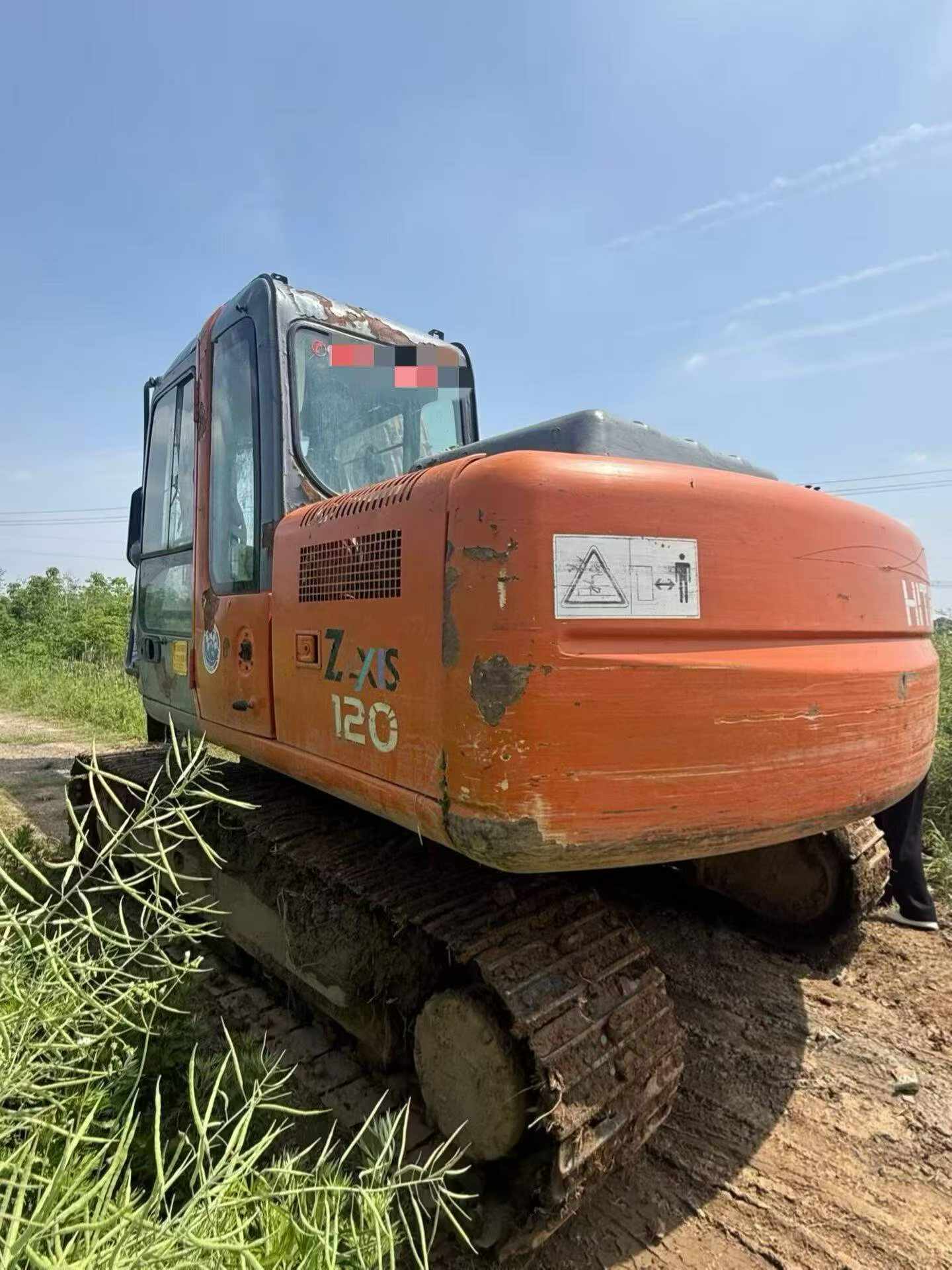 Buy Hitachi EX120-6 Used Excavator / 3 Buy Hitachi EX120-6 Used Excavator / 3