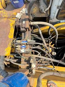 Buy Kato HD1430 Used Excavator / 4 Buy Kato HD1430 Used Excavator / 4