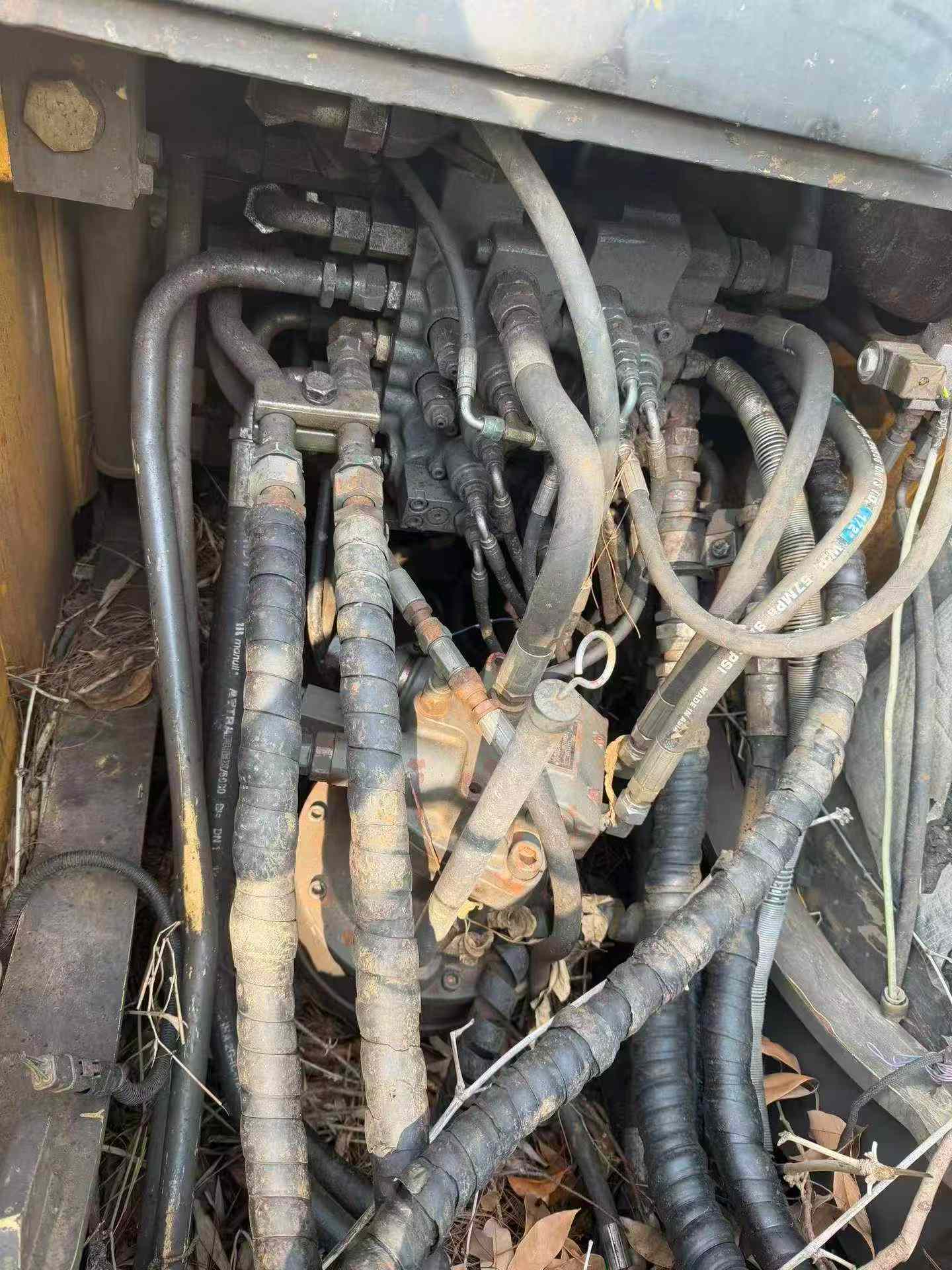 Купить Подержанный Экскаватор Volvo L120E / 3