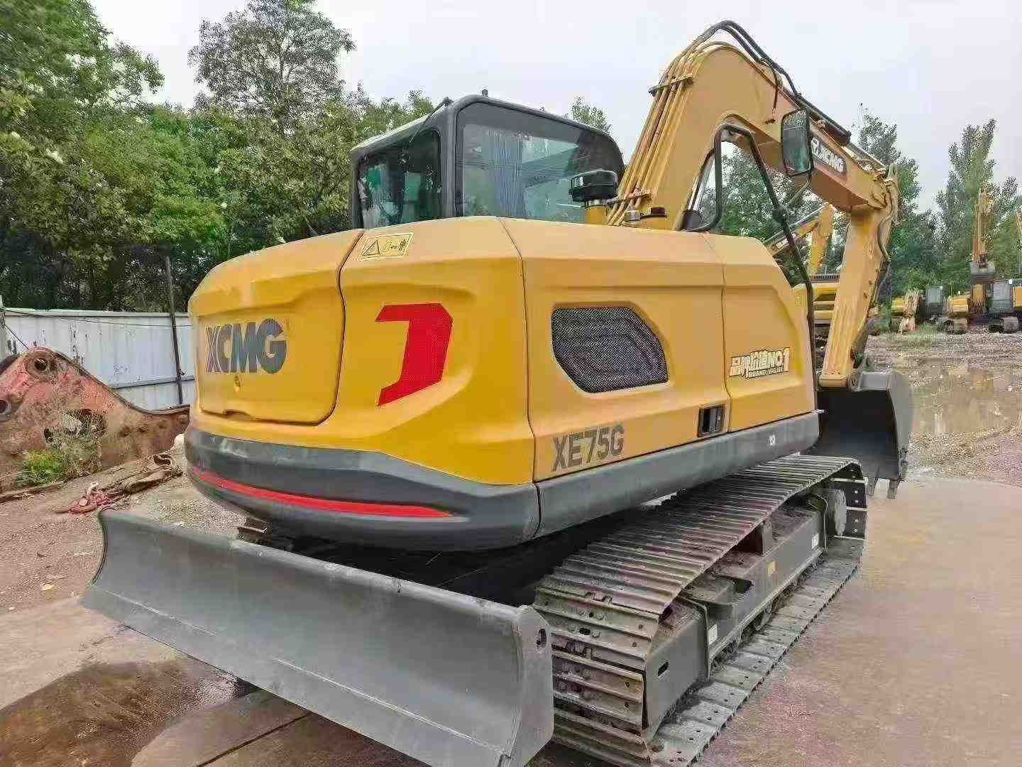 Buy XCMG XE75G Used Excavator / 2