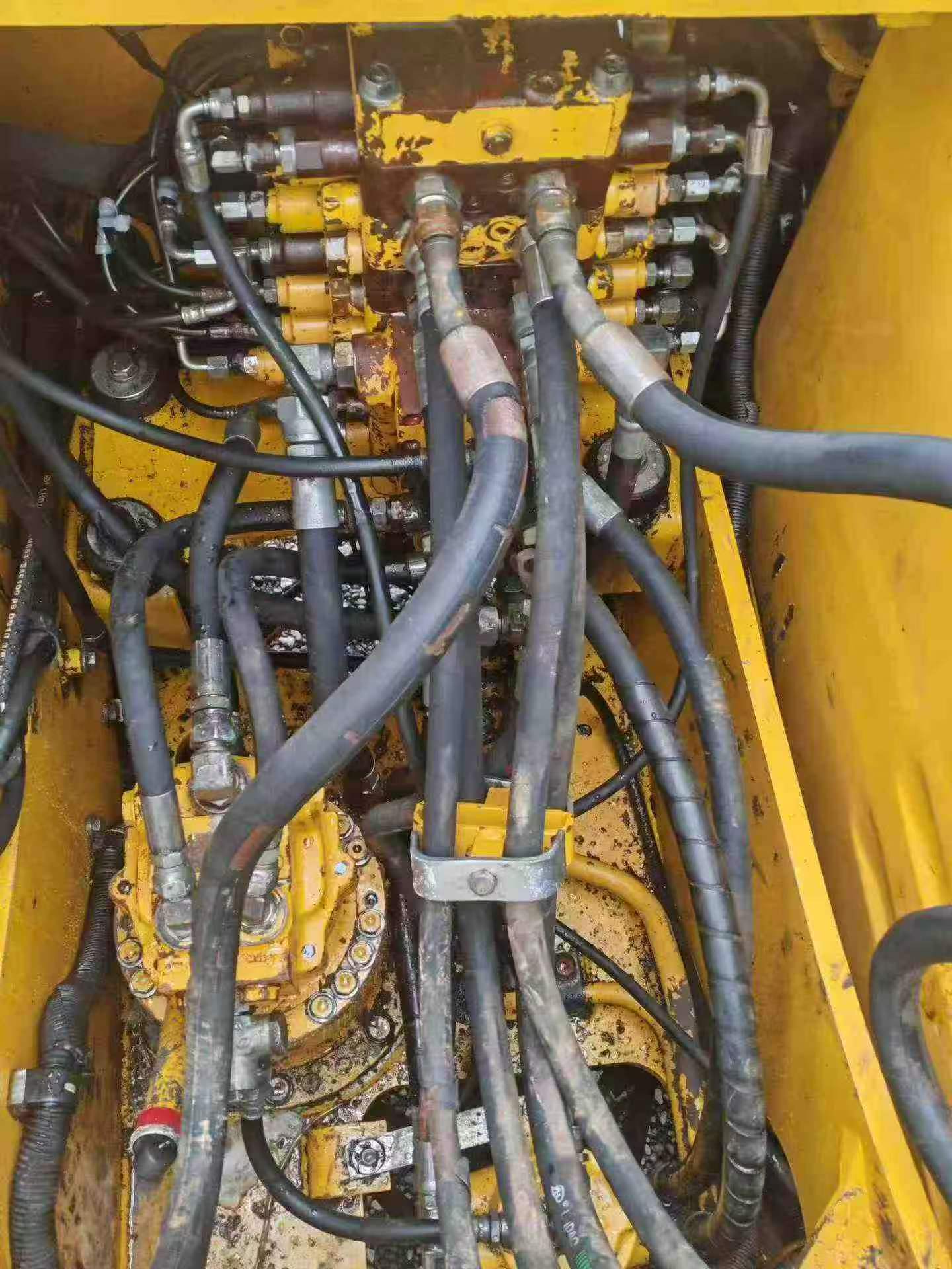 Buy Komatsu PC130-7 Used Excavator / 6 Buy Komatsu PC130-7 Used Excavator / 6