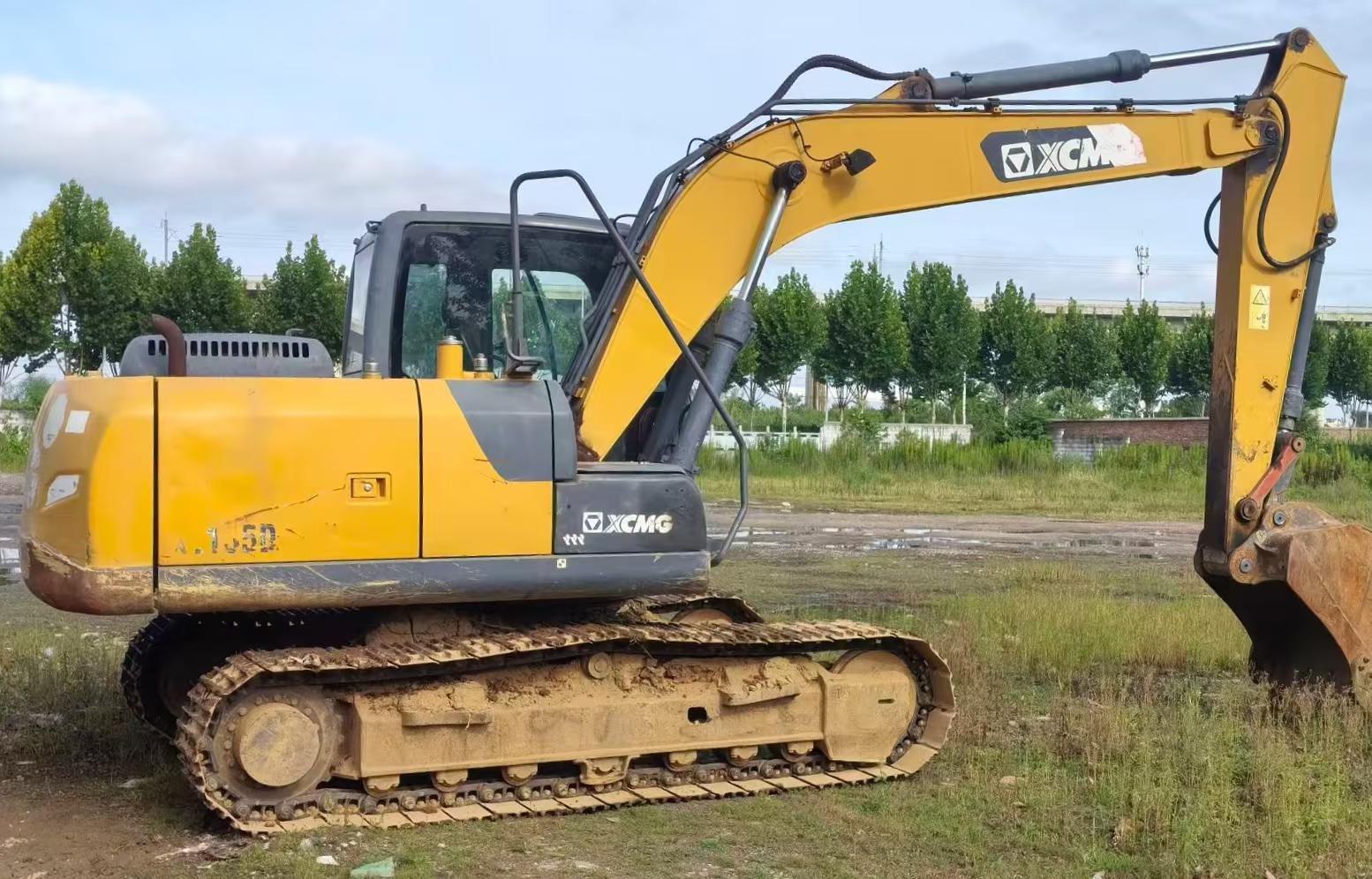 Acheter Pelle XCMG XE135B d'occasion / 3 Acheter Pelle XCMG XE135B d'occasion / 3
