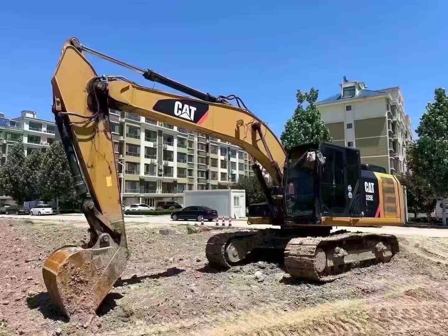 شراء حفارة Caterpillar 320EL مستعملة / 6