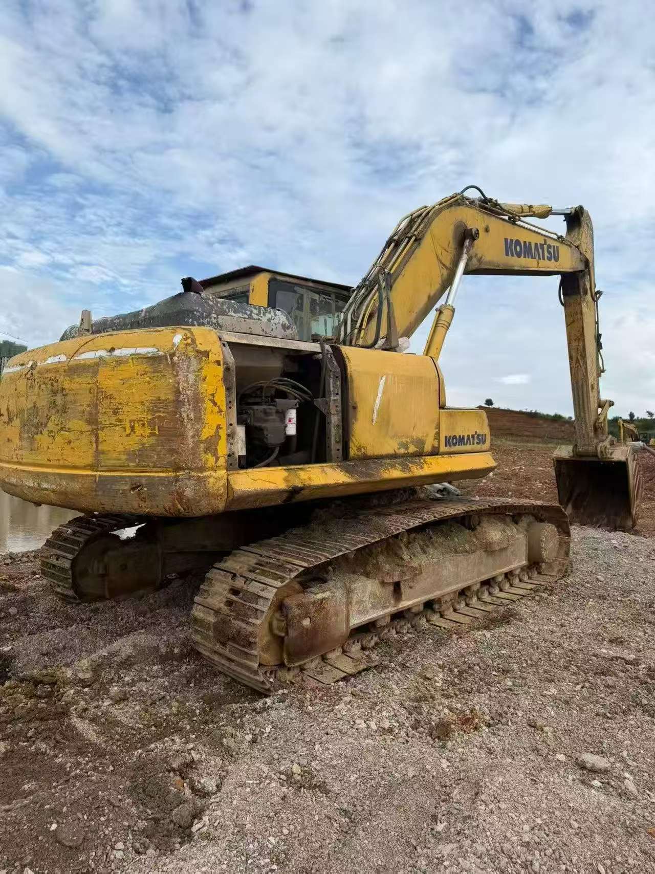 Comprar Komatsu PC210-8 Usado Excavadora