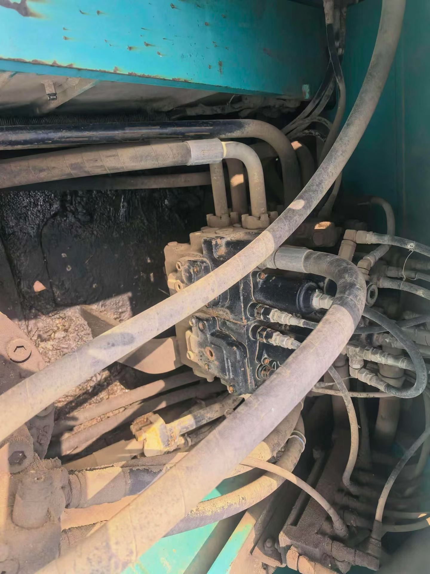 Compre Escavadeira Kobelco SK330-8 Usada / 6