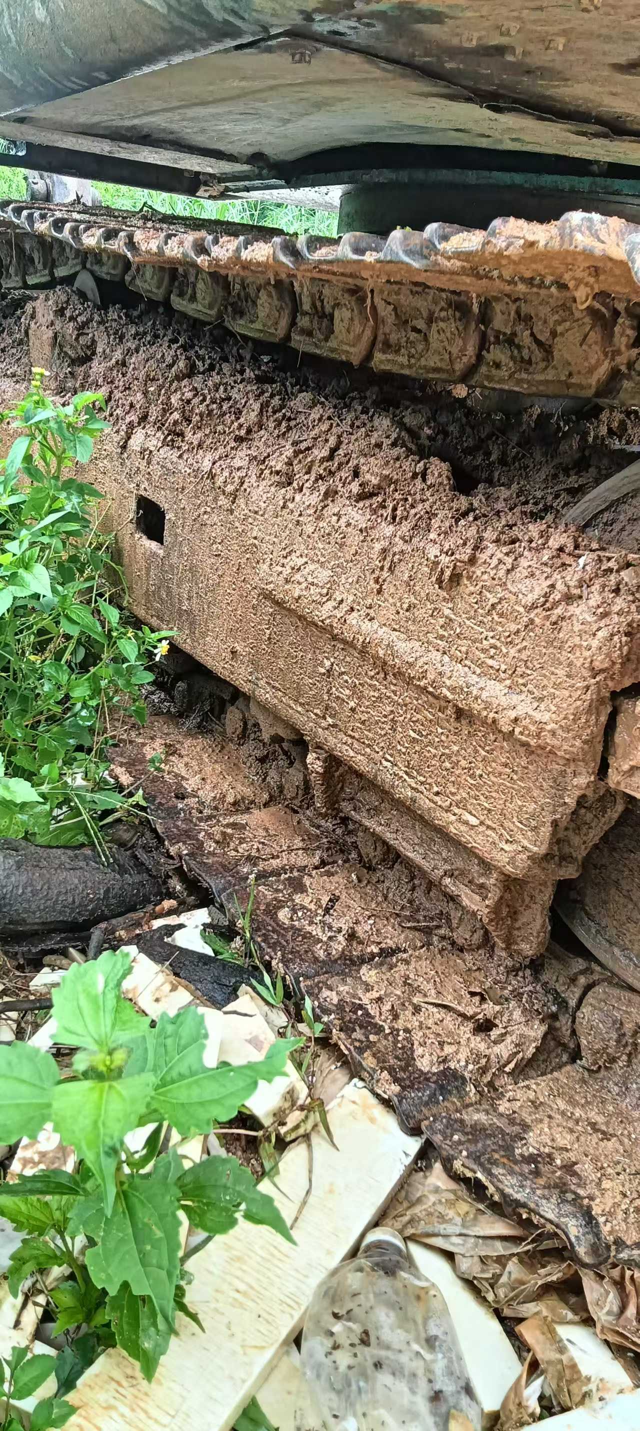 Compre Escavadeira Kobelco SK60 Usada / 5