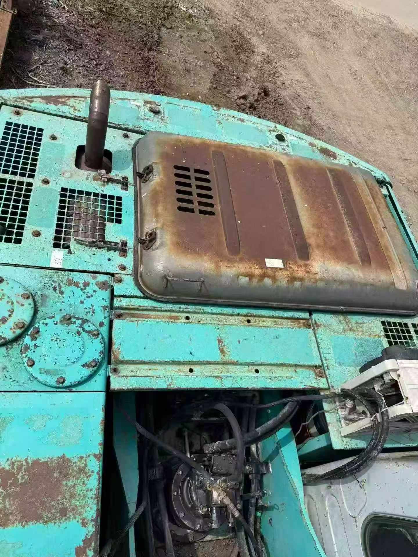 Купить Подержанный Экскаватор Kobelco SK200-6E / 7