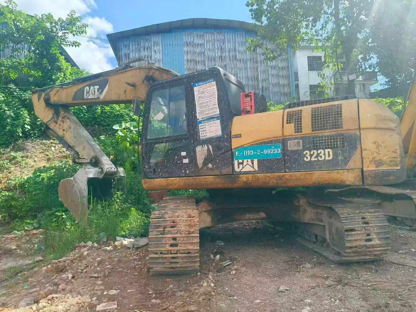 Compre Excavadora Caterpillar 323DL Usada / 2