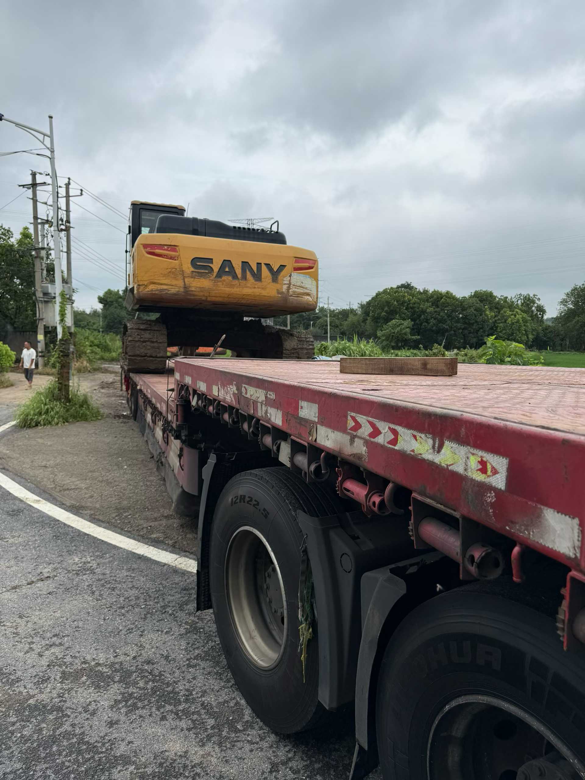 Buy Sany SY245H Used Excavator / 2