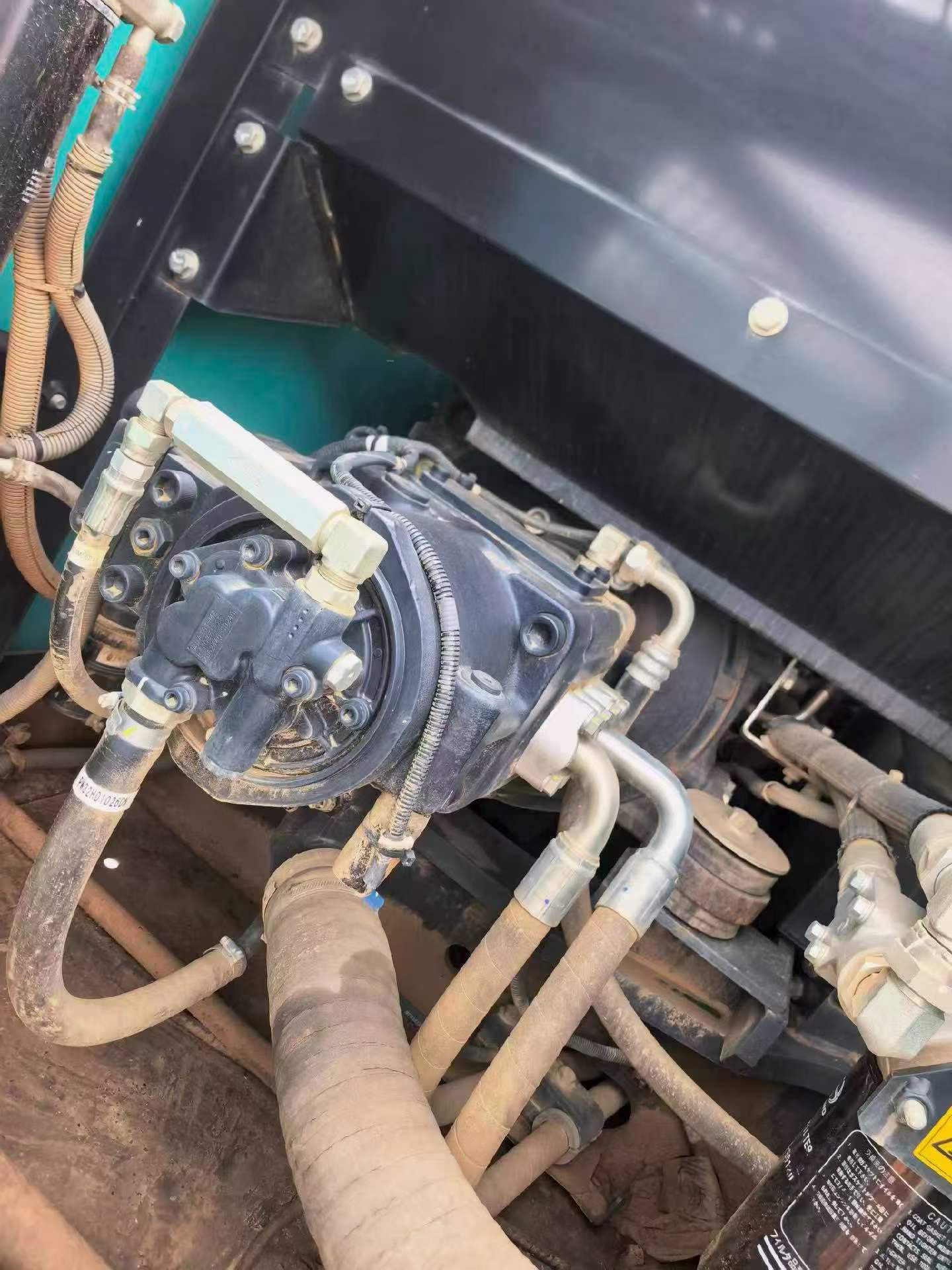 Compre Escavadeira Kobelco SK200-10 Usada / 3
