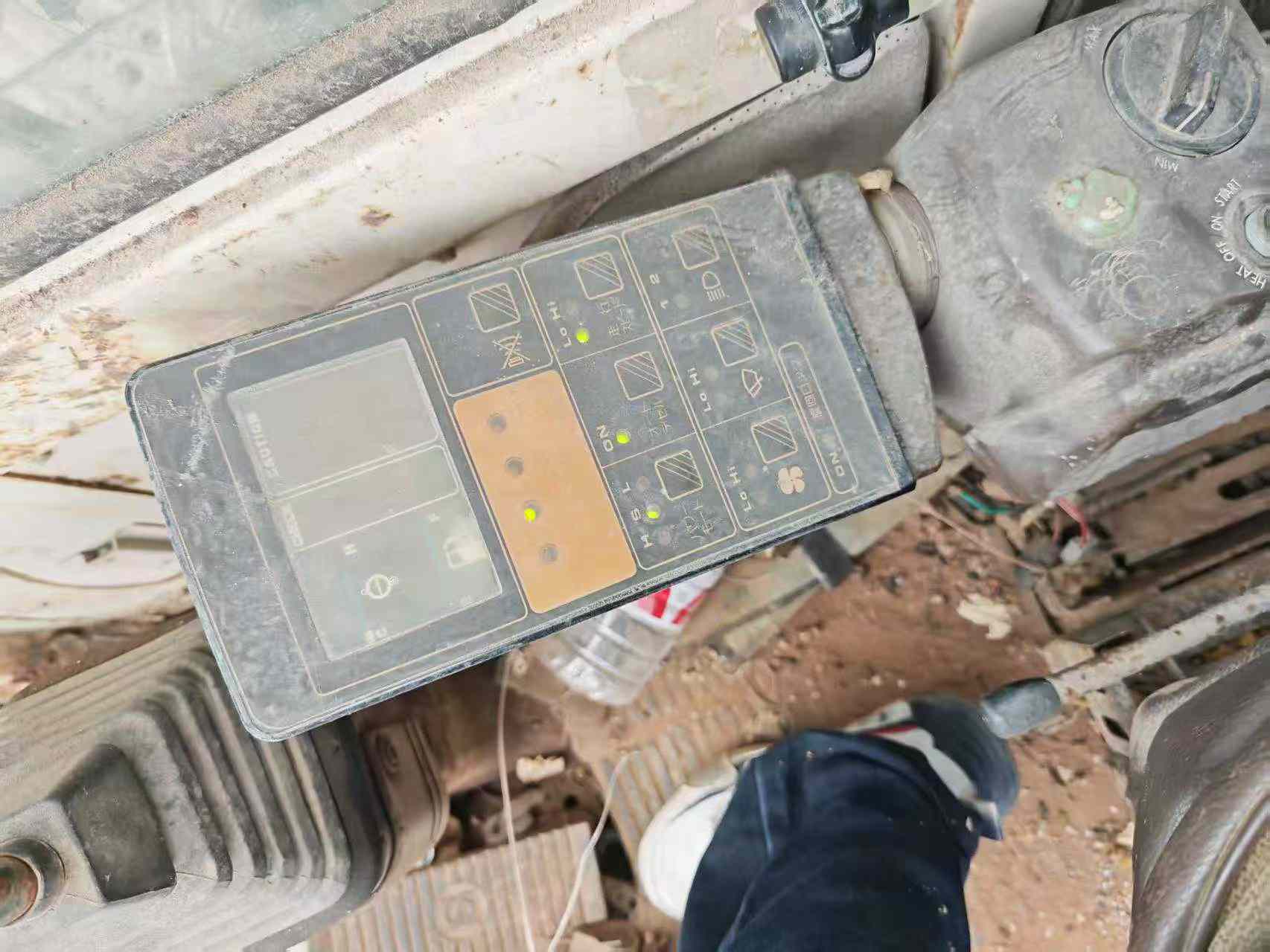 Compre Excavadora Komatsu PC120 Usada / 5 Compre Excavadora Komatsu PC120 Usada / 5